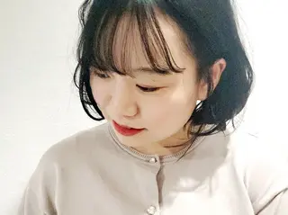 ショート 田中 牧子のヘアスタイル