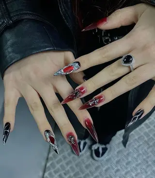 ネイル Iconic所属・Iconic Nailのネイルデザイン