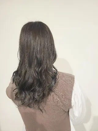 セミロング SFIDA あいりのヘアスタイル