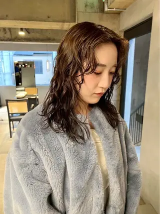 ロング 二村 海のヘアスタイル