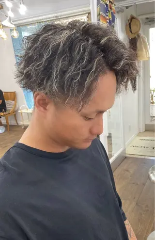 ショート カラー パーマ メンズ メンズ特化サロン ウエダ　ヒロキのヘアスタイル