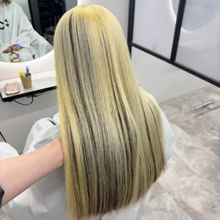 ロング カラー Ren. 🦋デザインカラーのヘアスタイル