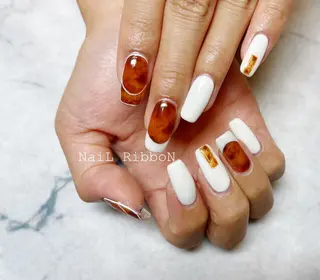 ネイル ネイルリボン 受付スタッフのネイルデザイン