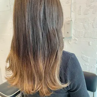 セミロング カラー ヘアアレンジ 🎀ダブルカラーレイ ヤーyuuri🎀のヘアスタイル