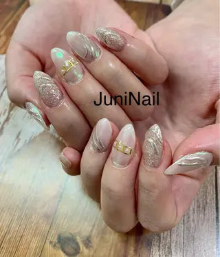 ネイル JuniNail 주니네일🇰🇷suのネイルデザイン