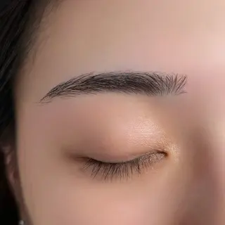 アイブロウ grey ひなたのマツエク・マツパデザイン