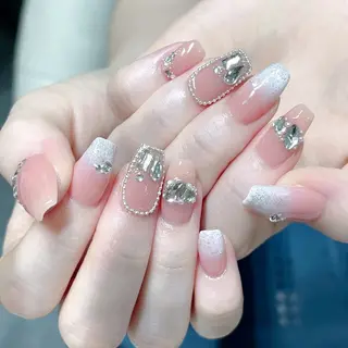 ネイル Queen's ゆなのネイルデザイン