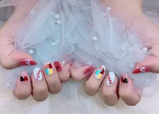 ネイル 佐藤 依娜のネイルデザイン