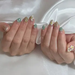 ネイル nico +所属・nico + 鷲野のネイルデザイン