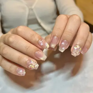 ネイル ⠀ loggy.のネイルデザイン