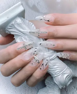 ネイル Lyna 池袋のネイルデザイン