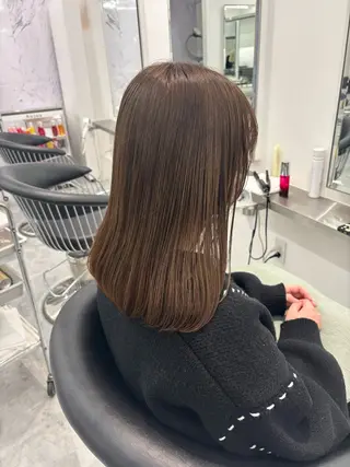 セミロング カラー ParveMix 楠本結菜のヘアスタイル