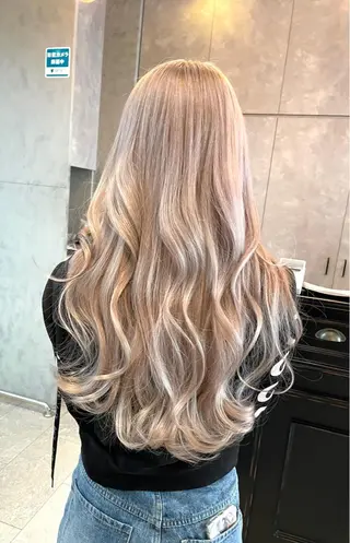 ミディアム カラー ヘアアレンジ 🌹TikTok４万 ﾌｫﾛﾜｰ🌹AKIのヘアスタイル