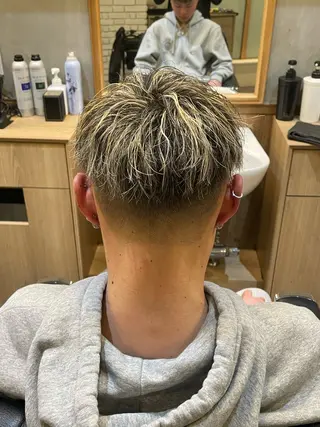 ショート カラー パーマ メンズ smilehair国分寺店所属・💈barber 中根 龍星のヘアスタイル