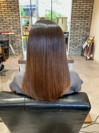 ロング Uni.所属・地毛風ストレート/ 髪質改善/榎本流行のヘアスタイル