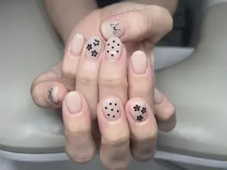 ネイル ダイ ゲンゲンのネイルデザイン