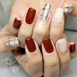 ネイル jolie  ISIHARAのネイルデザイン