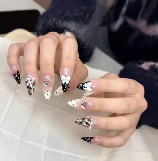 ネイル Mira Nail Studioのネイルデザイン