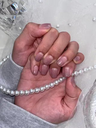 ネイル CREVIO小美玉店所属・ネイルサロン Fleurのネイルデザイン