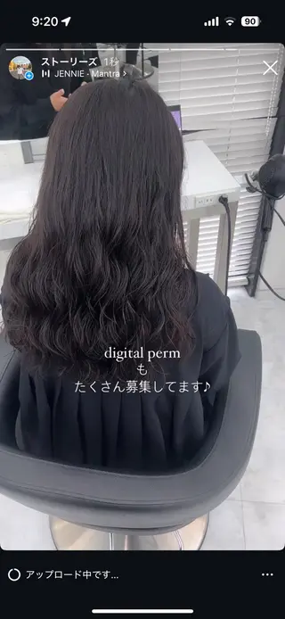 ロング 韓国ヘア/ブリーチ無 しWカラー/オリーブのヘアスタイル