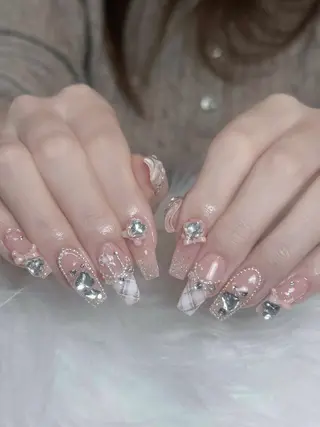 ネイル Julli NailStudioのネイルデザイン