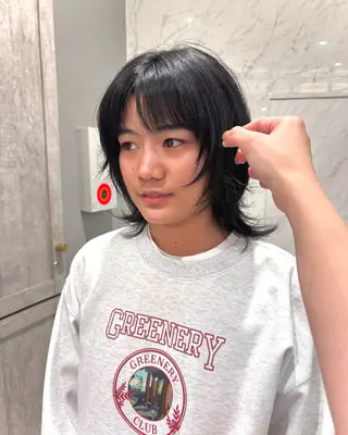 ショート かどたはるな レイヤー/パーマのヘアスタイル