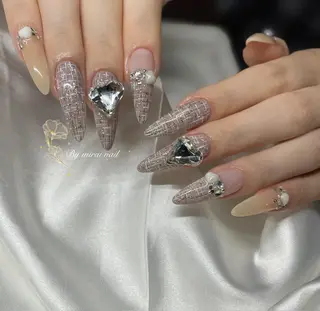 ネイル ネイルサロン 9Carats神田のネイルデザイン