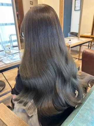 ロング カラー Liere Muuのヘアスタイル