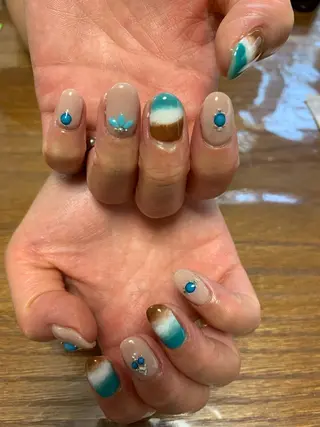 ネイル 大崎 奈々のネイルデザイン