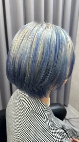 ショート ハイトーン️🫧🎀 /𝐚𝐨𝐢のヘアスタイル