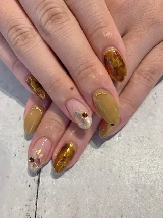 ネイル imymemine所属・渡邊 束紗のネイルデザイン