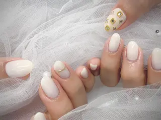 ネイル I-nailロング /ワンホン/キラキラのネイルデザイン