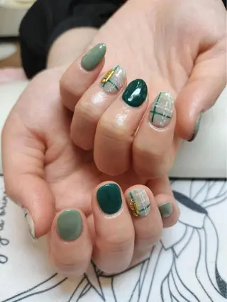 ネイル Ui_Amor (パラジェル)のネイルデザイン