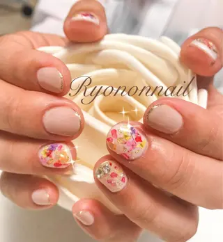 ネイル Ryononnail(リョノンネイル)所属・Ryononnail 上谷典子のネイルデザイン