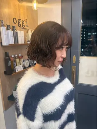 ミディアム 🖤🌀くるくる パーマ🌀🖤ayaのヘアスタイル