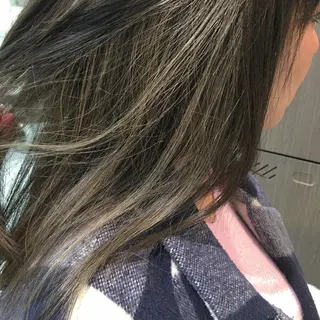 セミロング カラー SALOWIN  原宿ash所属・タナカ タクヤのヘアスタイル