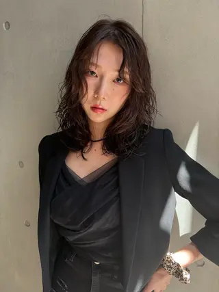 ミディアム カラー 透明感カラー/レイヤ ー❄️KIRATOのヘアスタイル