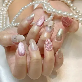 ネイル RAFFINE 月🦋🩵のネイルデザイン