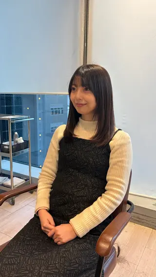 セミロング AFLOAT GINZA所属・透明感カラー/レイヤ ー宮下知也のヘアスタイル