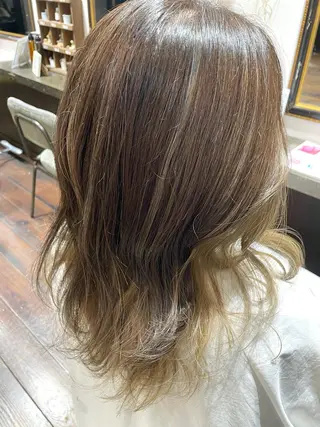 ロング カラー 渡邉 光姫のヘアスタイル