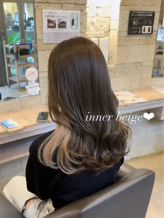 セミロング カラー 中村 朱里のヘアスタイル