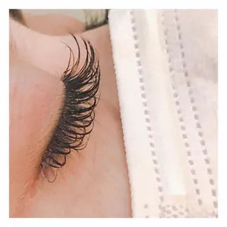 セミロング マツエク・マツパ 《LB》ラブリエ Nail&eyeのマツエク・マツパデザイン