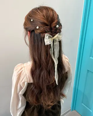 ロング ヘアアレンジ 透明感カラー×ヘア アレンジ🪽しおりのヘアスタイル