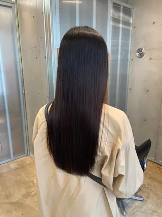 ロング KOUSUKE /レイヤーカットのヘアスタイル