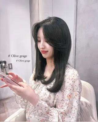 セミロング 巻いても可愛いボブ♡ momochan🍑のヘアスタイル