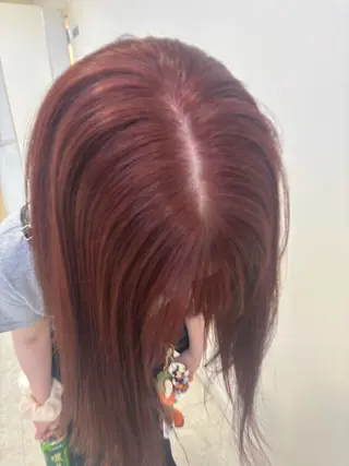 ミディアム Gigi Interpark所属・Gigi Misaki/鶴田のヘアスタイル