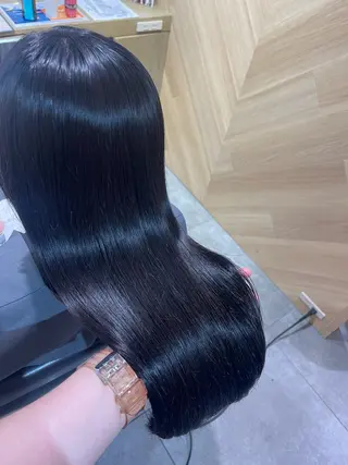 ロング ASTRANTIA 栄所属・ユリア / 栄 / 透明感/韓国風のヘアスタイル