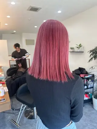 セミロング カラー ヘアテラス エムナラテンのヘアスタイル