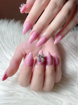 ネイル シェヌネイル JURAのネイルデザイン