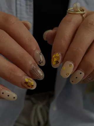 ネイル 爪塗屋 さんのネイルデザイン